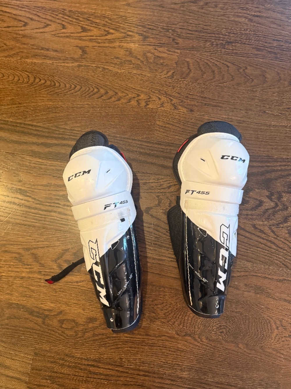 CCM Jetspeed FT455 Shin guards